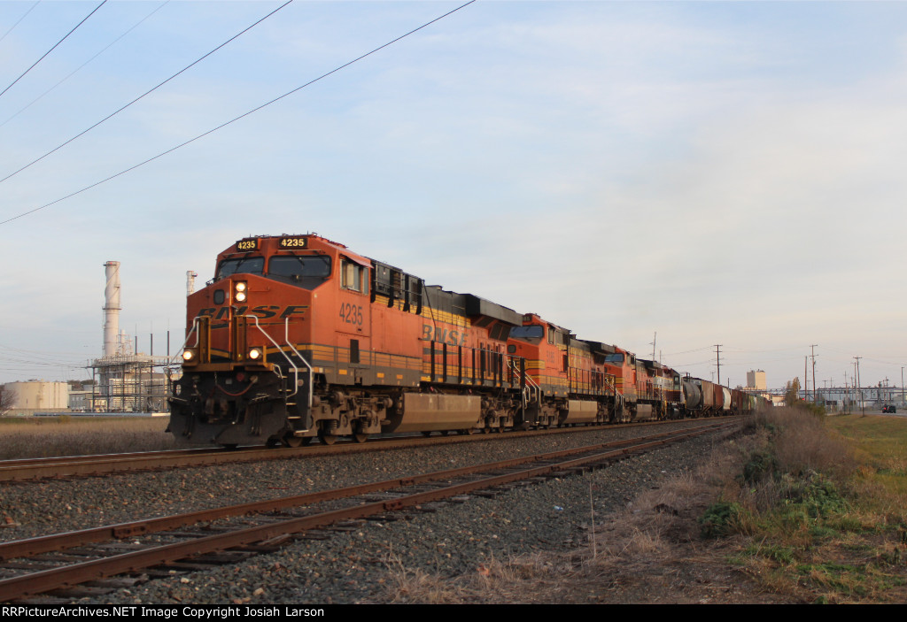 BNSF 4235 West